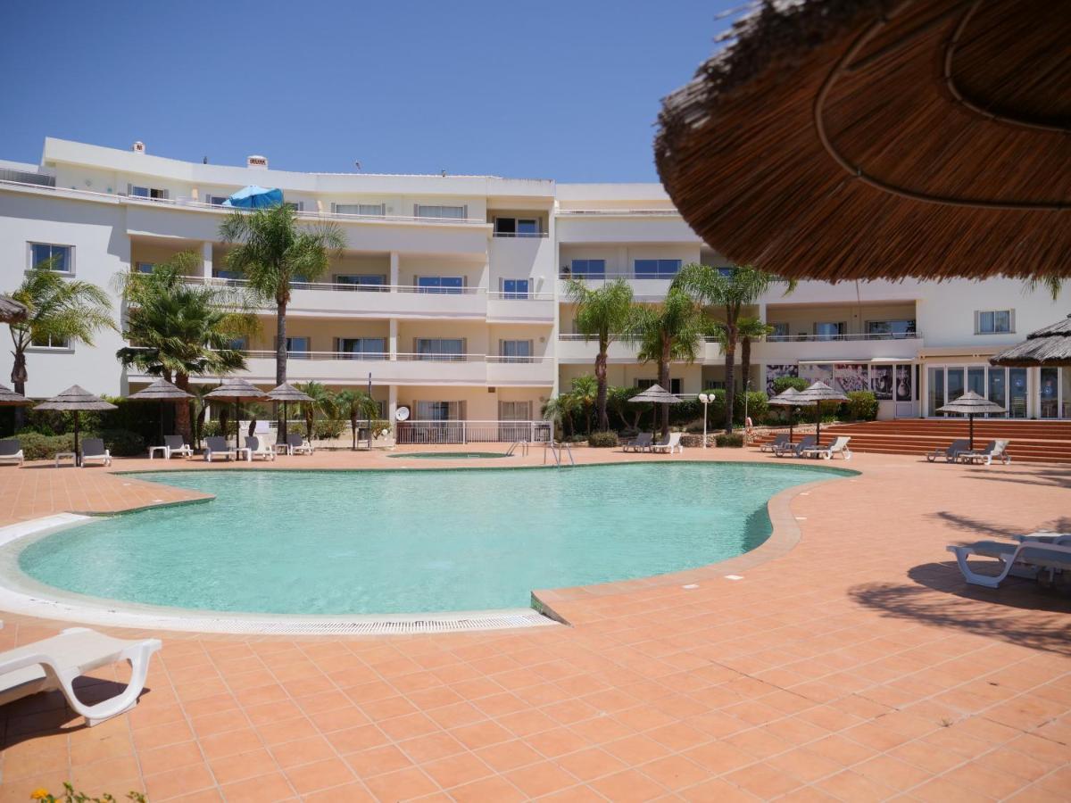 Large Penthouse Near Porto De Mos Beach With Magnificent Views In Lagos Exterior foto